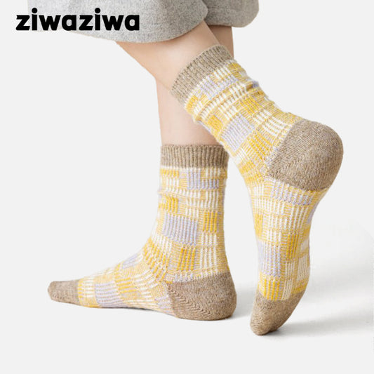 レトロチェックのウールソックス